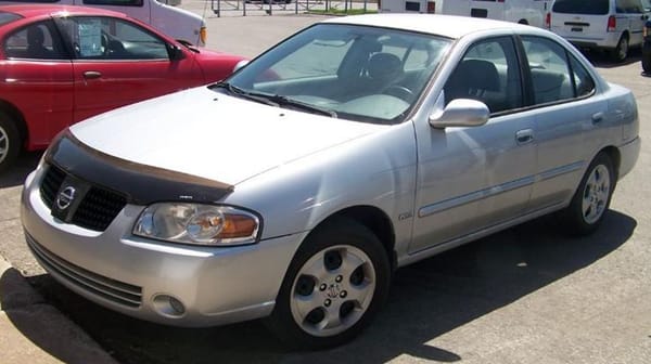 D. Capot, Sentra 2004-200 6
