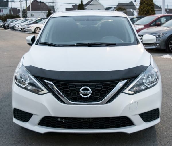 D. Capot,nissan Sentra 20 16-19
