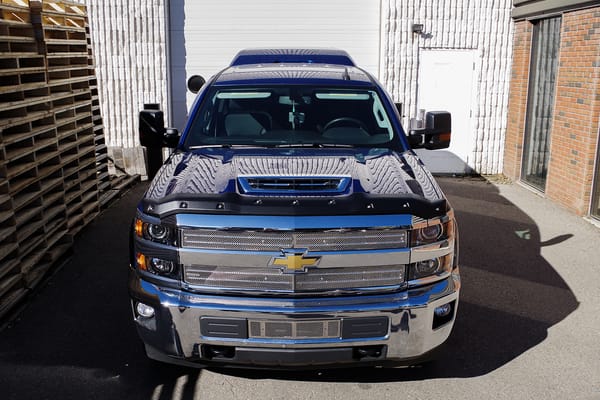 D. Capot,silverado 2500,1 7-19diesel